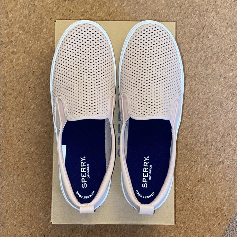 SOLD Womens Sperry Crest Slip-on Shoes